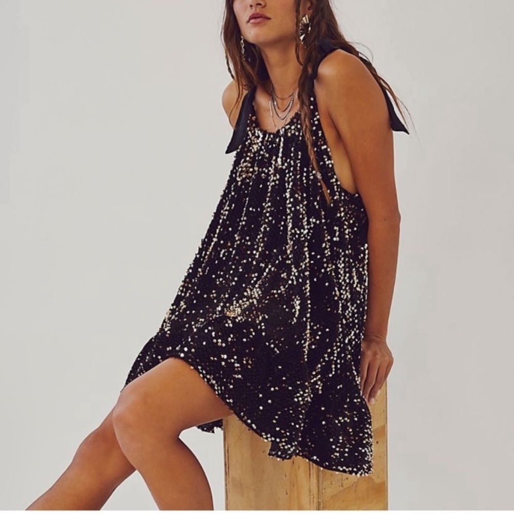 New without tag Free People Nova sequin dress size XS
